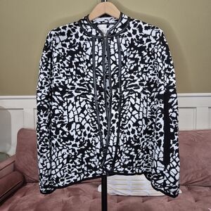 Chico's Monochrome Abstract Blazer